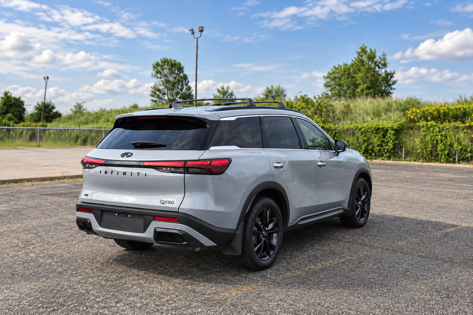 Infiniti QX60 rear three-quarter view