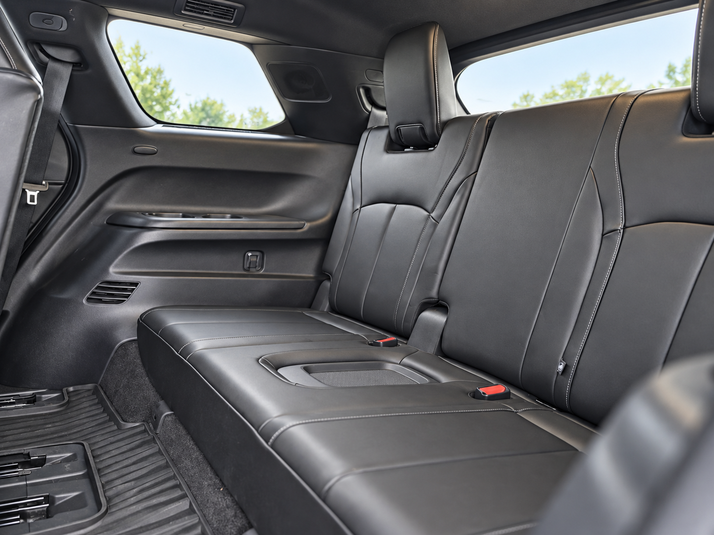 Infiniti QX60 third-row seating